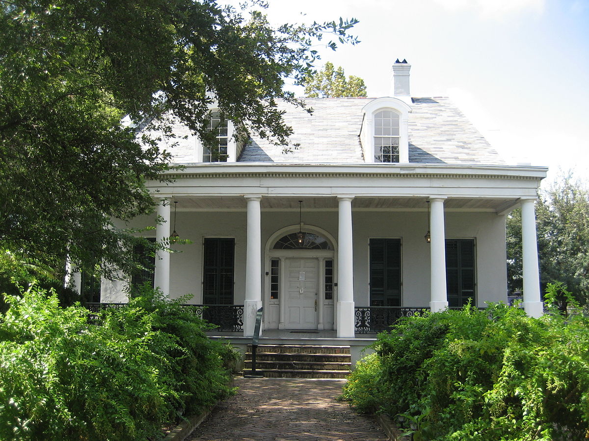 A photograph of the front of the Meilleur-Goldthwaite House